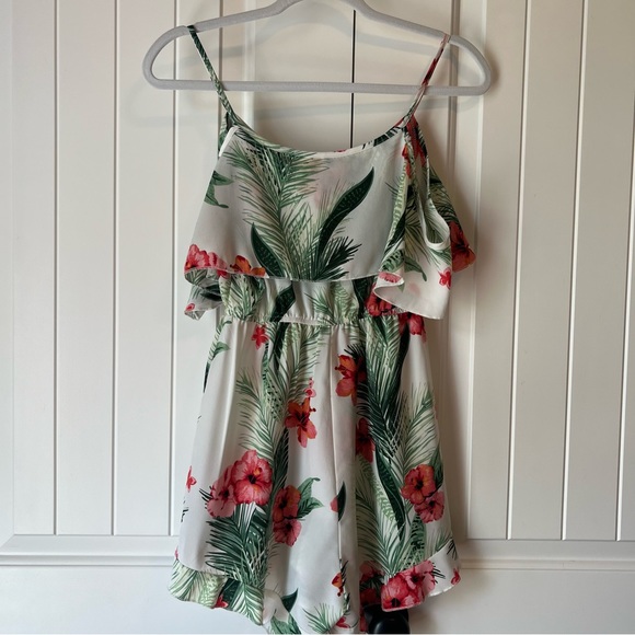 NWOT Nasty Gal Collection Keep a Cool Head Palm Romper Hawaiian Floral Size 2 - Picture 6 of 13